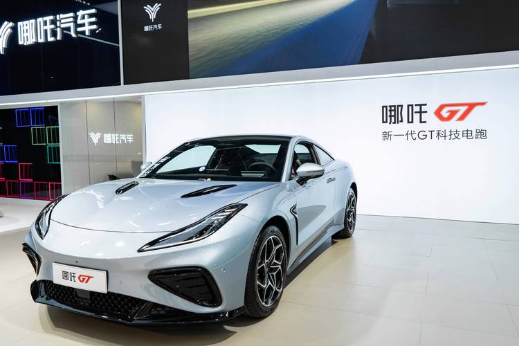 惠州惠城区兴赛明企业管理咨询哪吒汽车在智能汽车领域的表现，领途汽车在新能源汽车市场中的影响力